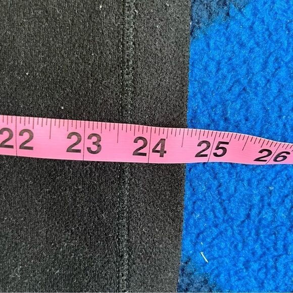 Patagonia Synchilla Full Turtle Quarter Zip Fleece in Black (S) - Picture 7 of 8